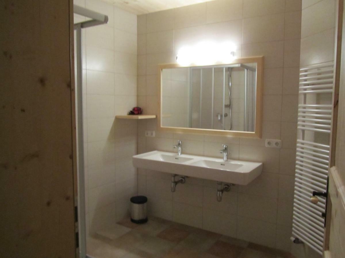 Apartamento Ebner Casa Heiligenblut Exterior foto
